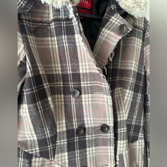 Firetrap 80% wool coat- super warm size medium - Picture 3 of 7